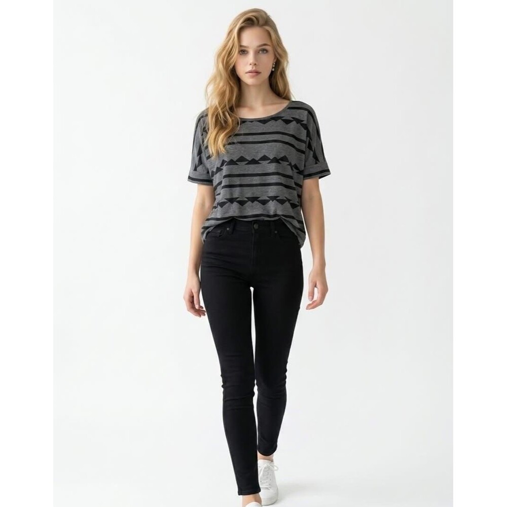 Old Navy Gray Black Stripes Short Sleeve Pullover Top Size M - Picture 11 of 16